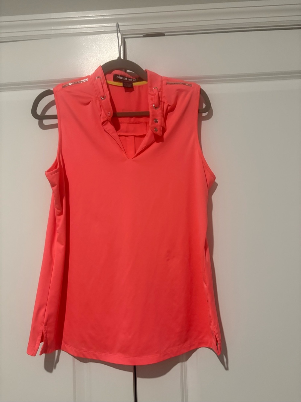 Simplicity Coral Sleeveless V-Neck Snap-Detail Top